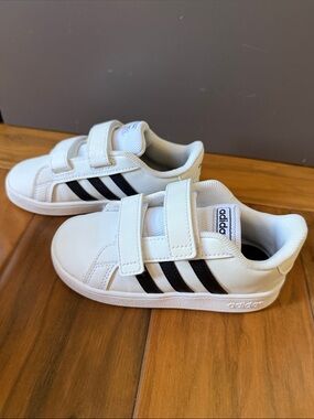 adidas Kids White Sneakers with Black Stripes - Velcro Straps